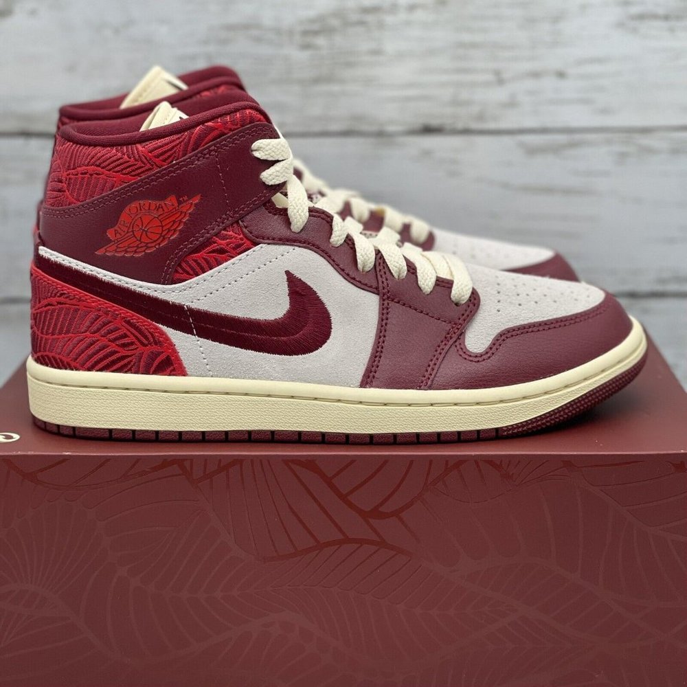 Nike Air Jordan 1 Mid SE "Tiki Leaf" University Red Women's 11.5 / Men’s 10